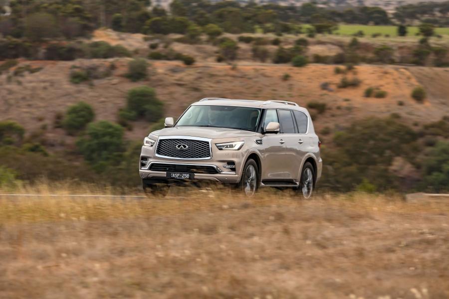  Infiniti QX80 5.6 2018 года  (AU) (фото 10 из 40)